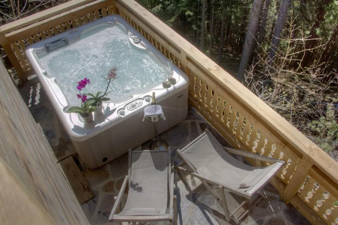 Hotel Les Chalets De Philippe Avec Jacuzzis Privatifs Chamonix