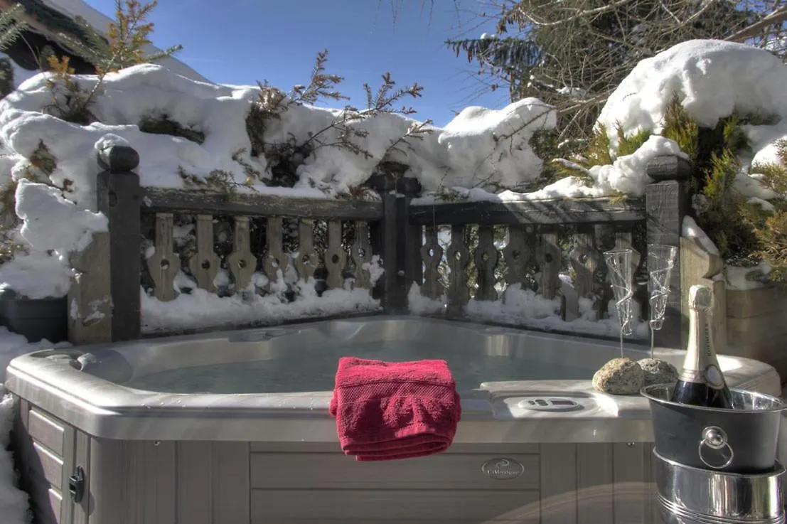 Hotel Les Chalets De Philippe Avec Jacuzzis Privatifs Chamonix