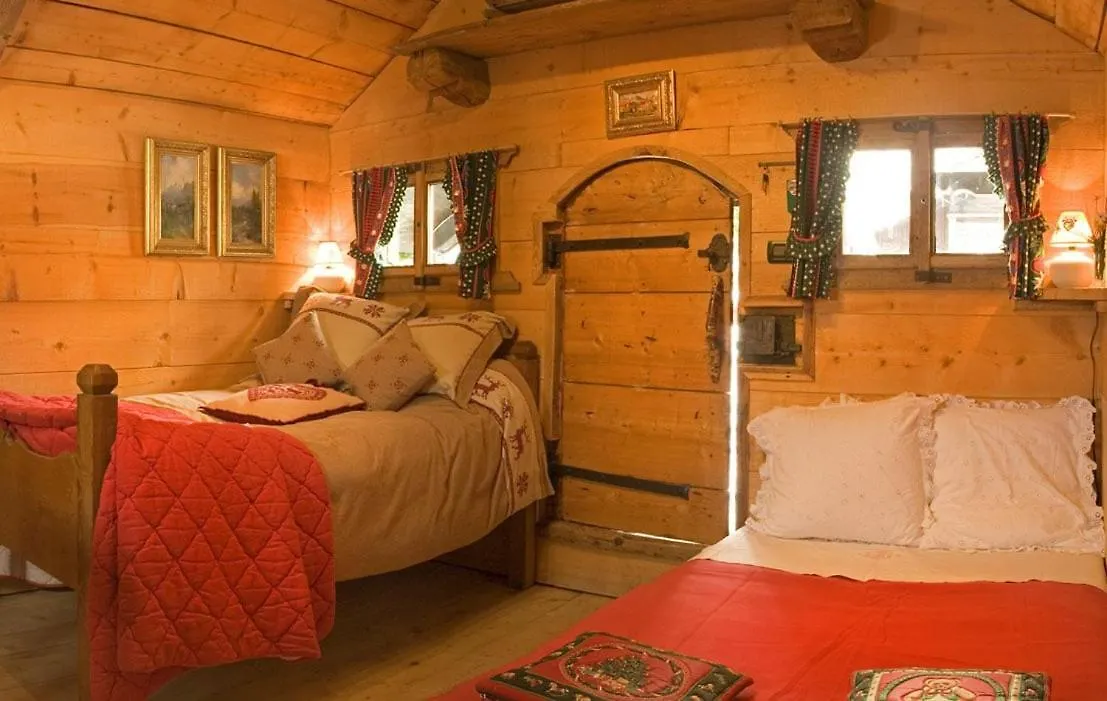 Hotel Les Chalets De Philippe Avec Jacuzzis Privatifs Chamonix 0*,