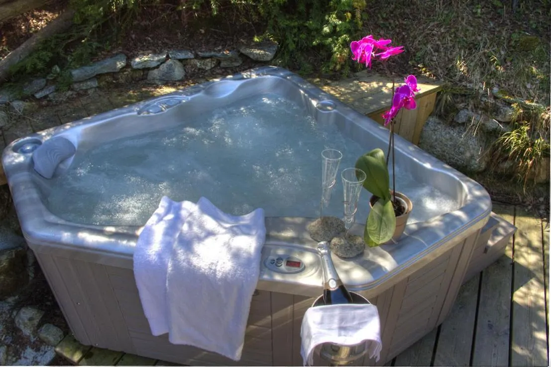 Hotel Les Chalets De Philippe Avec Jacuzzis Privatifs Chamonix France