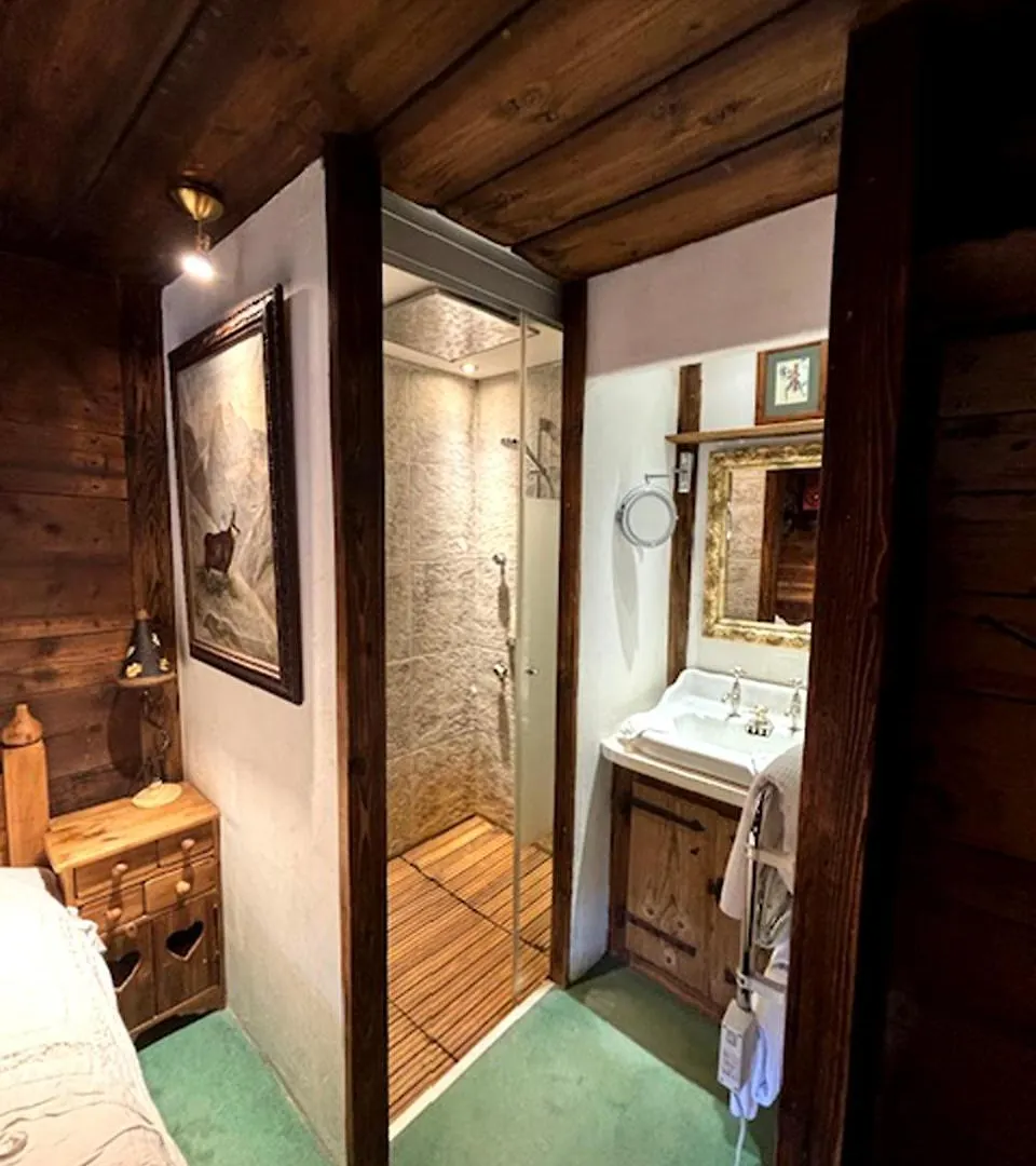 Hotel Les Chalets De Philippe Avec Jacuzzis Privatifs Chamonix